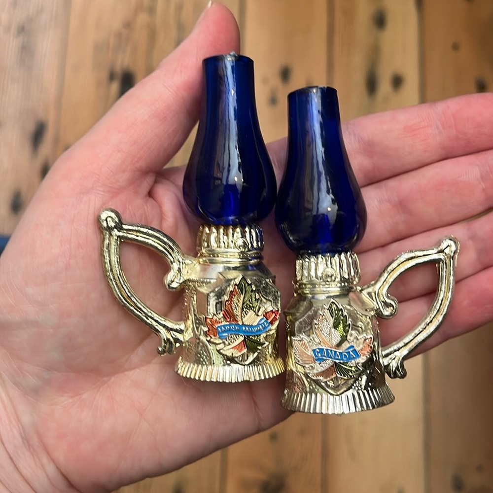 Vintage British Columbia, Canada Plastic Lantern Salt and Pepper Shakers